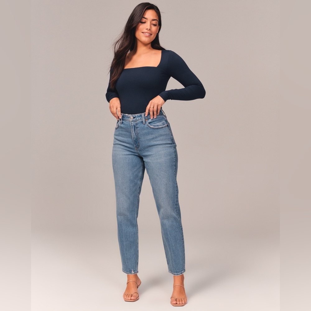 👖 Abercrombie & Fitch The Mom High Rise Straight Crop Jeans Size 34 (18)
